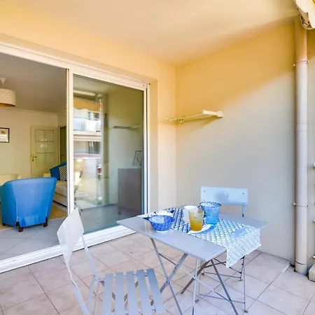 Apartment Palm Beach